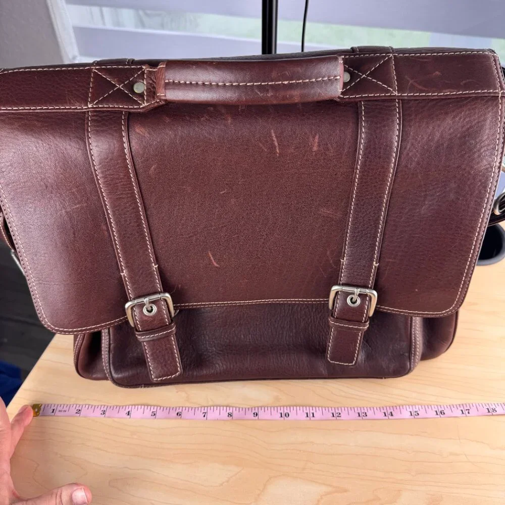 Chaps Ralph Lauren Messenger Briefcase Unisex Cherry Brown Leather Double Buckle